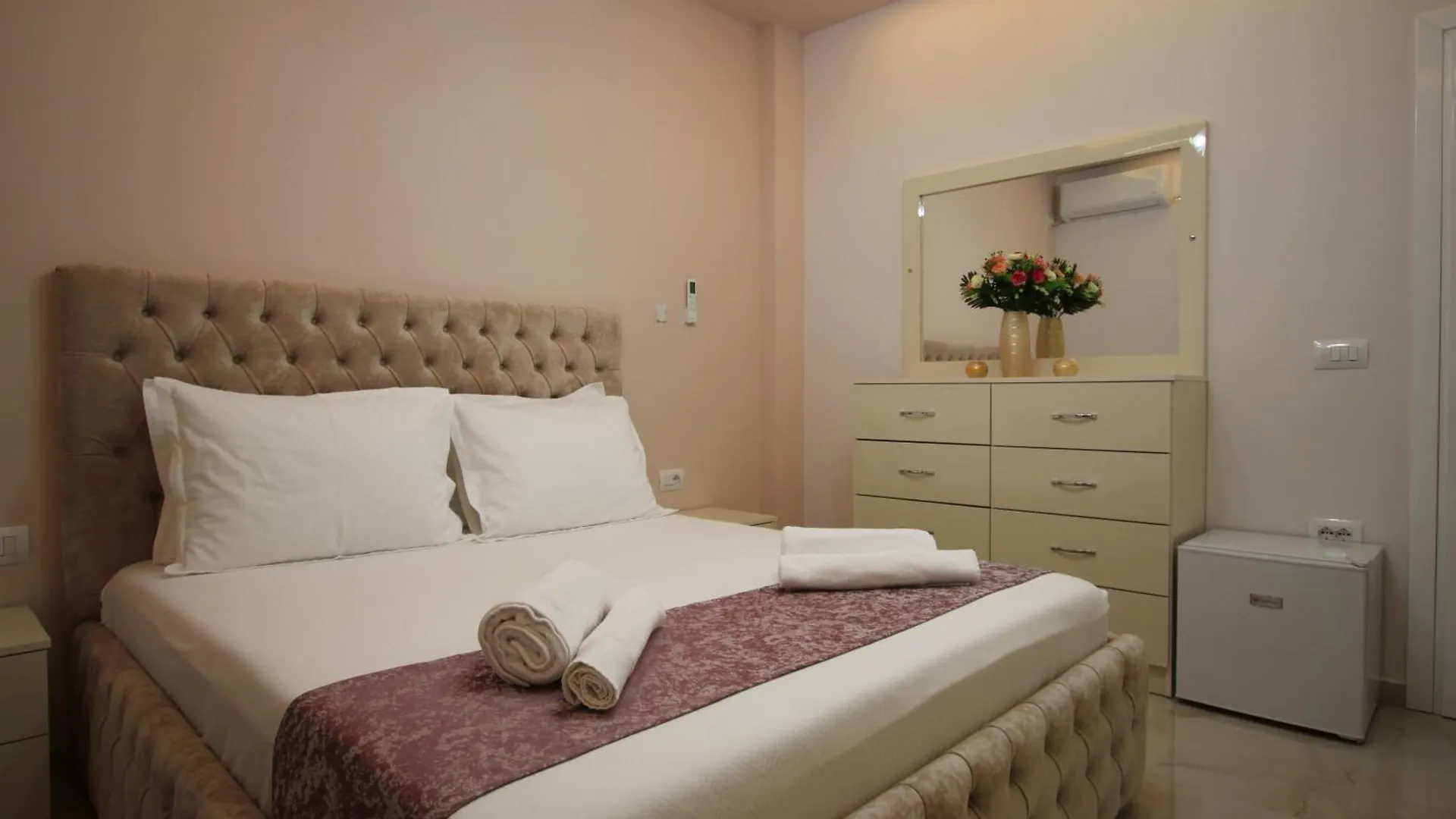 Vila Armela Sarande 0*,